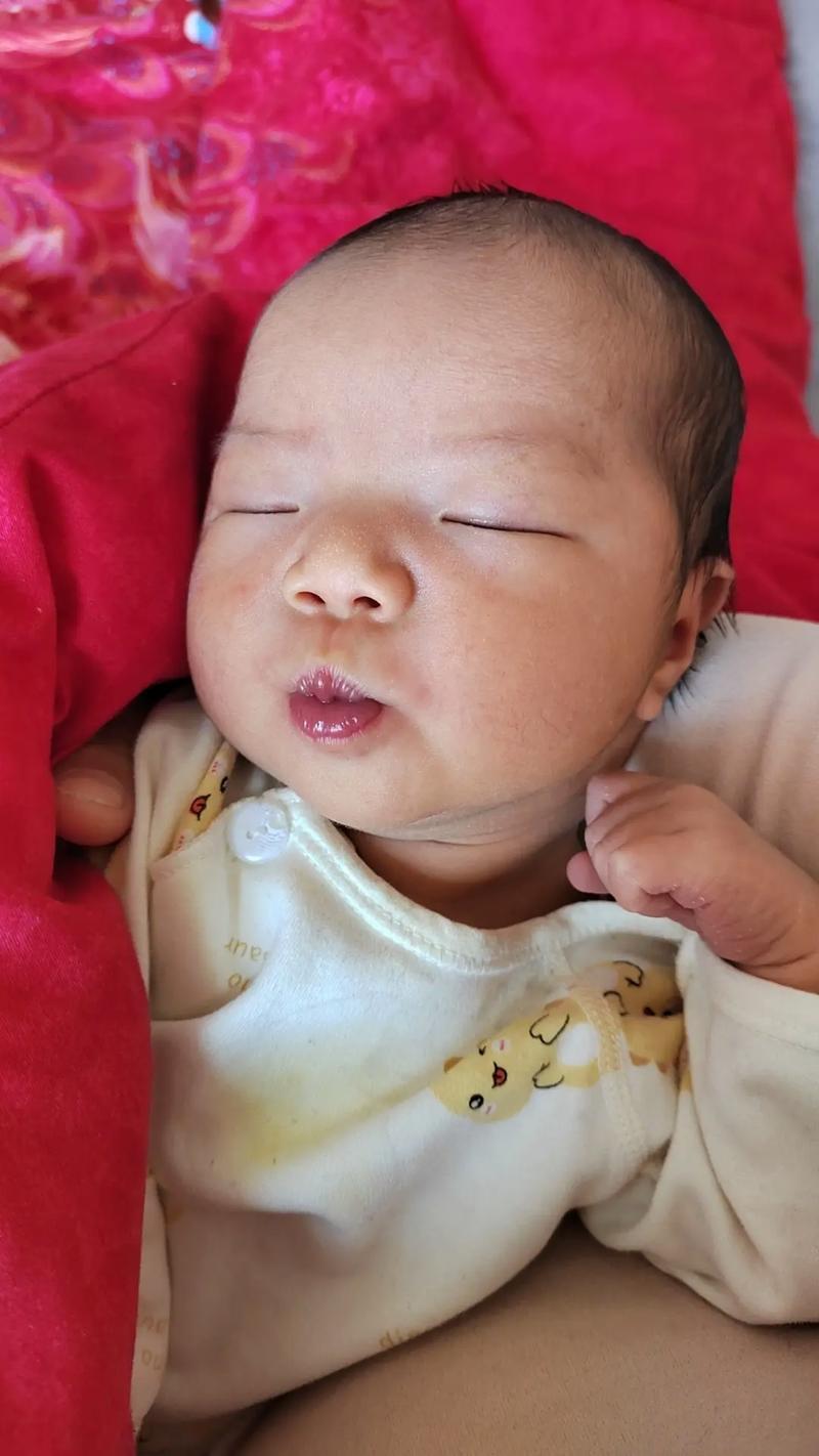 我简单算了下未来人口大概有多少？到2025年底，65岁以上人口大概是2.24亿。