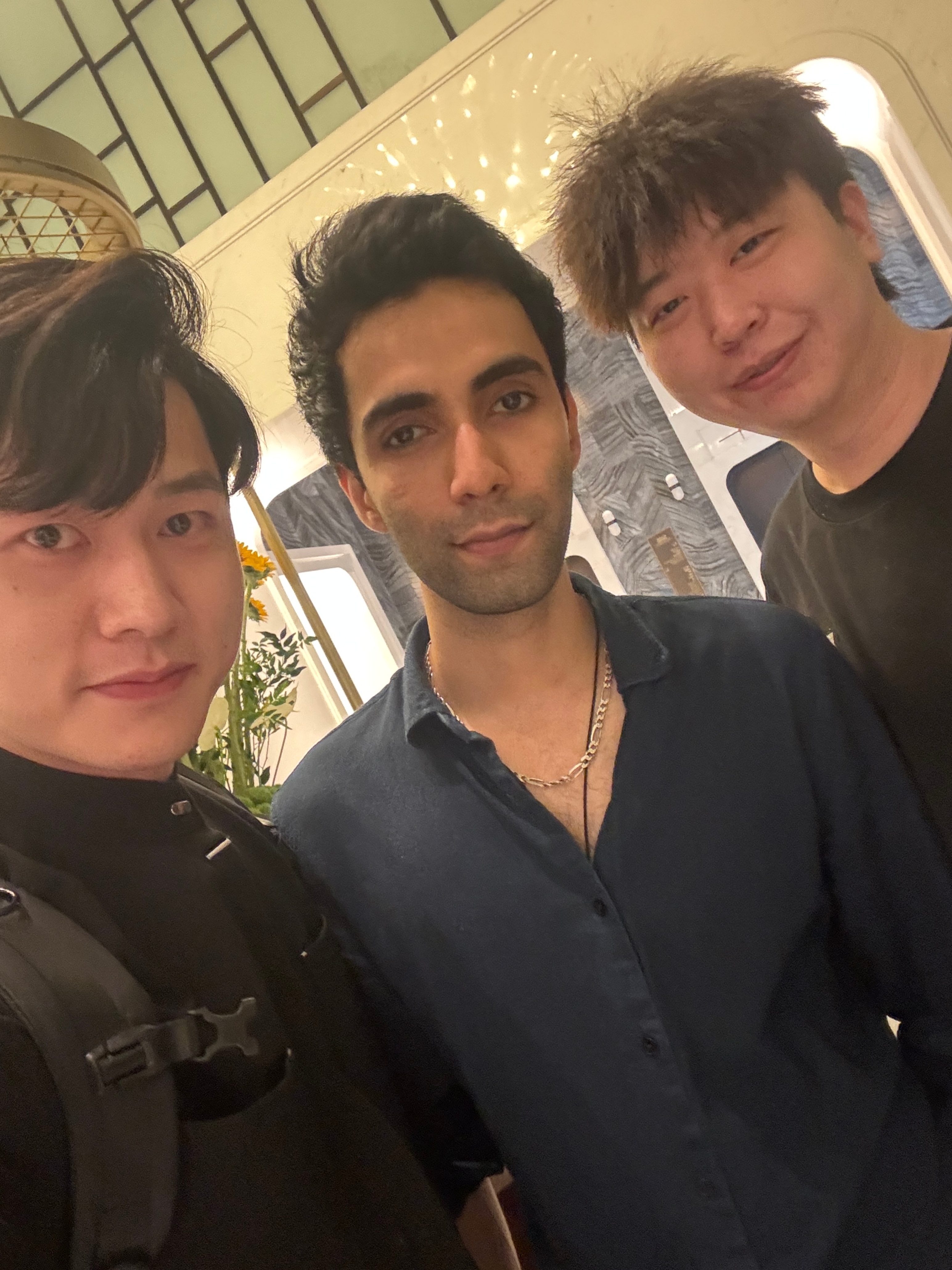 半夜随机抓到一个心碎男孩 