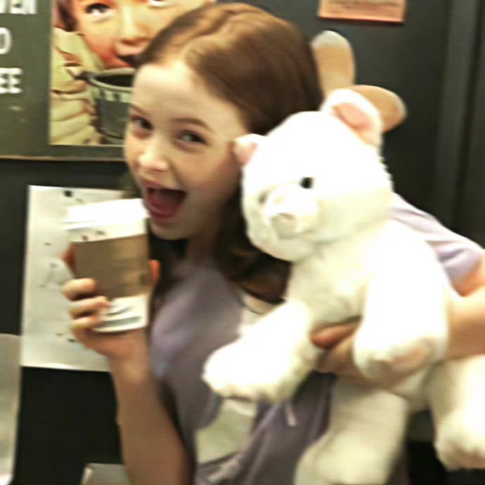 此女就这么美萌长大等着吧明年蜘蛛侠继续惊艳所有人 