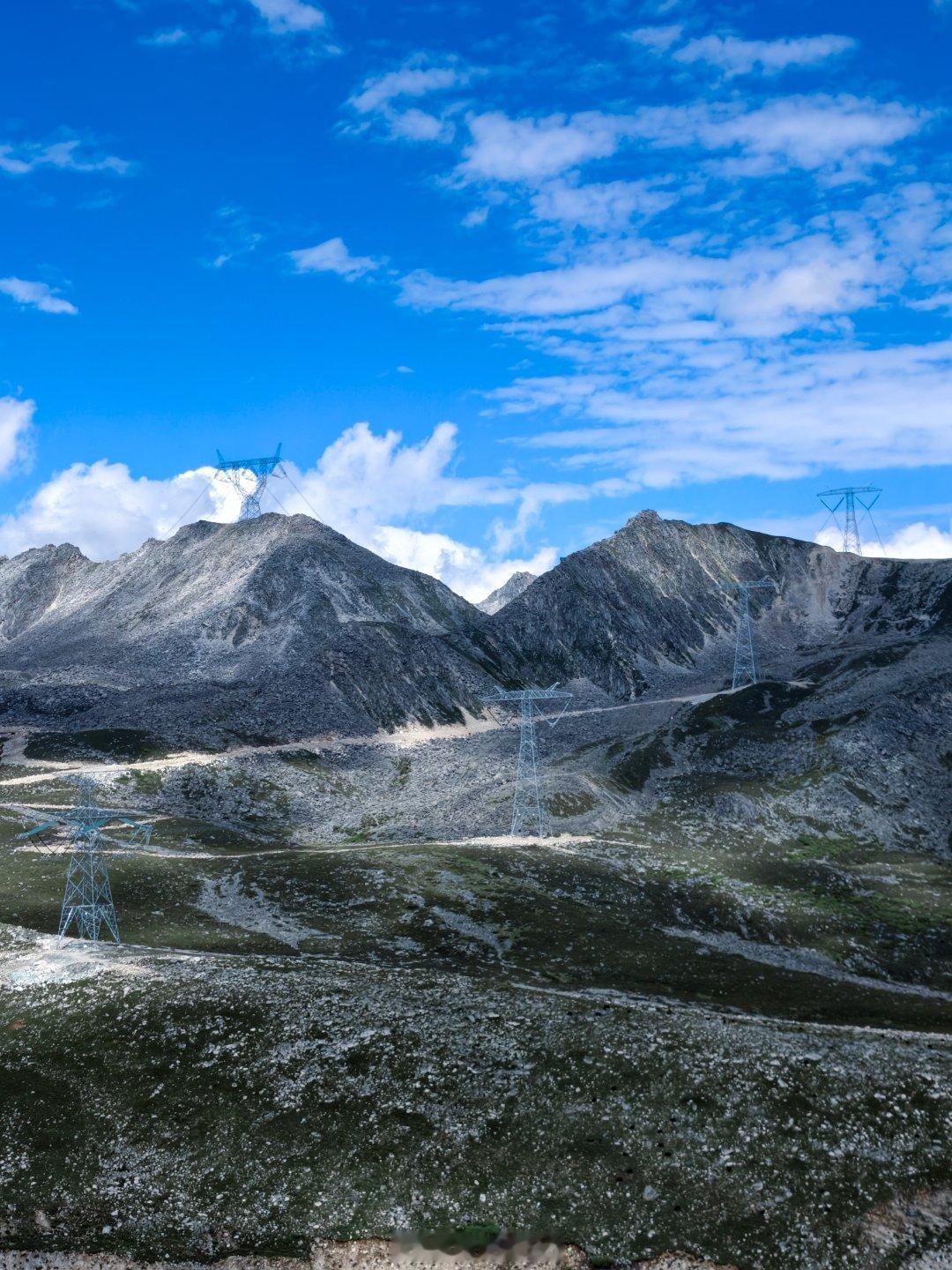 用了七个小时，终于开到了折多山 康定·折多山观雪台