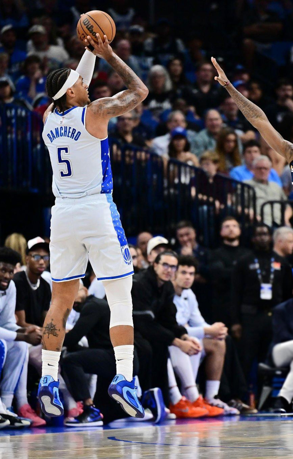 保罗·班凯罗 · Jordan Tatum 4 PE登场37分钟 18投8中25