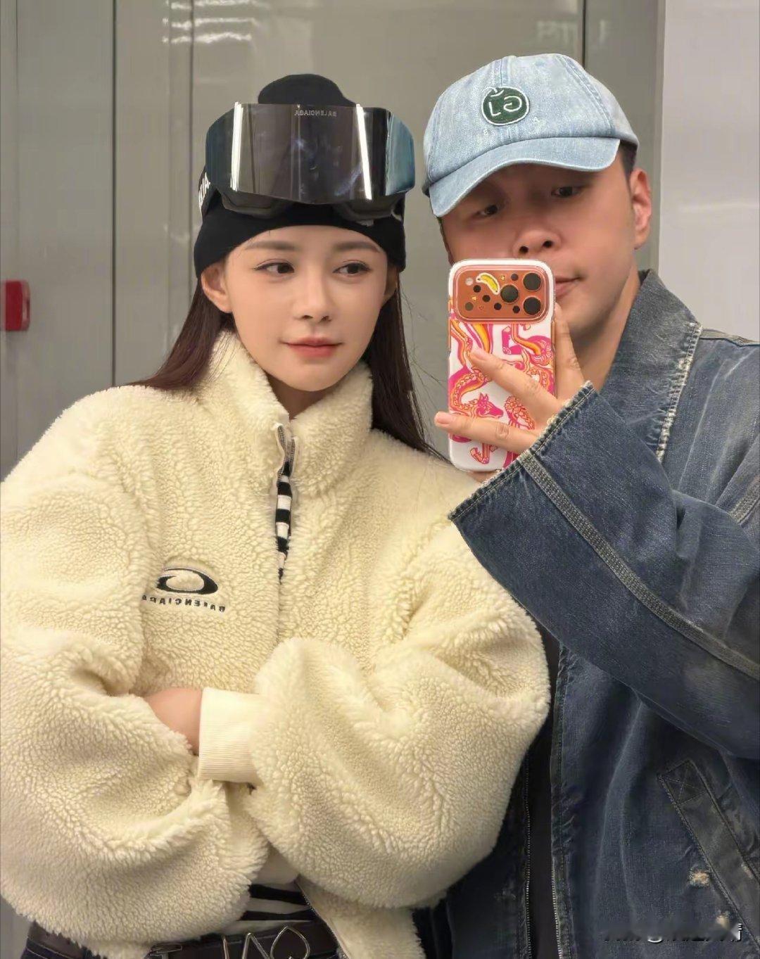 杜海涛晒与沈梦辰情人节约会照2月15日，杜海涛发长文秀恩爱，称昨天情人节他和沈梦