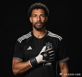 在2026世界杯上惊艳全球的佛得角队迎来“散是满天星”时刻。带领球队逼平西班牙、
