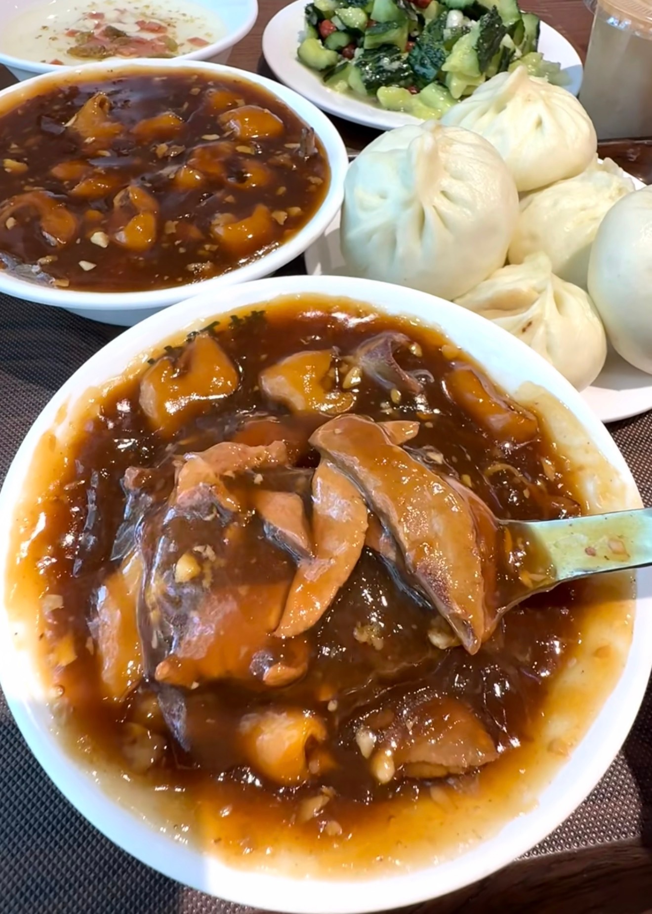 北京胡同烟火气藏不住了刚看到这份北京烟火气地图，原来是高德扫街榜整理出来的。说实