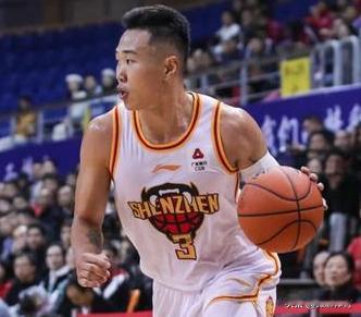 北京时间3月8日19：35，CBA常规赛第40轮最后一场比赛，深圳男篮客场挑战天