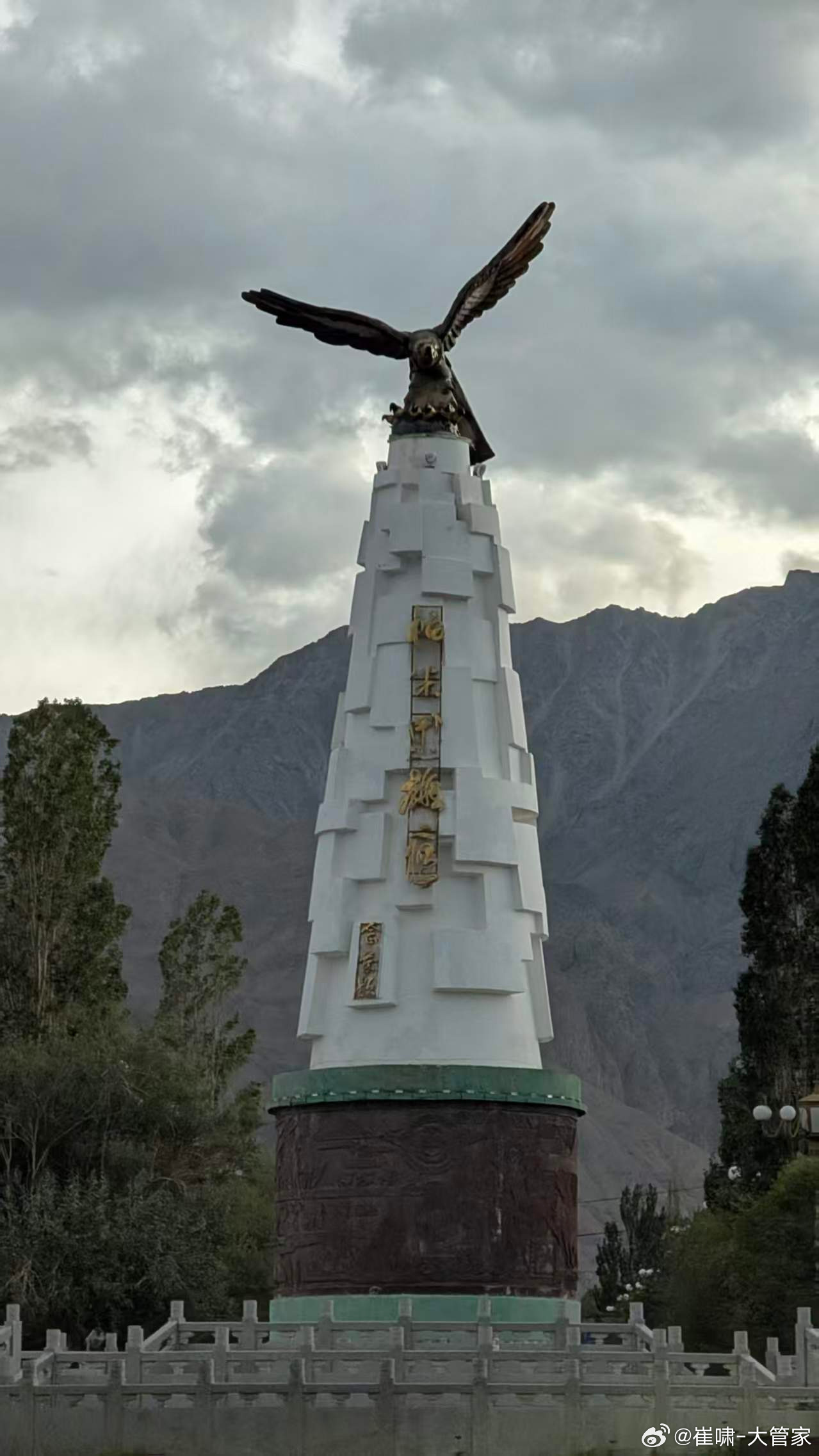 敬一丹去世 一早看到这条消息有点心塞，怎么说呢...我们80后这一代熟悉的很多人