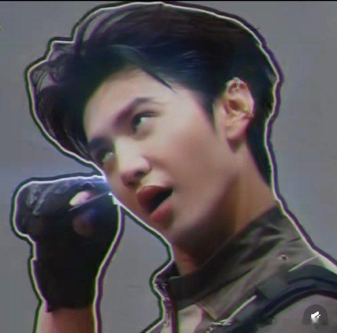 彭昱畅陈哲远密逃白磷双侠密室大逃脱很难不赞叹两人的转变，彭昱畅陈哲远化身白磷双侠