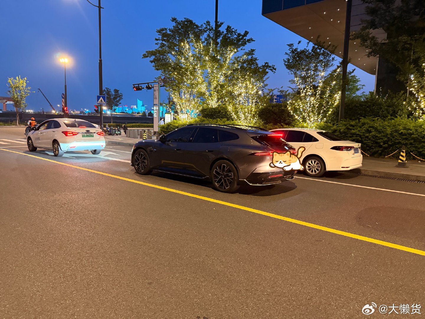 这是塔子的啥车？ 和的007GT 一样帅懒博小课堂大v聊车阿维塔首批搭载华为乾崑