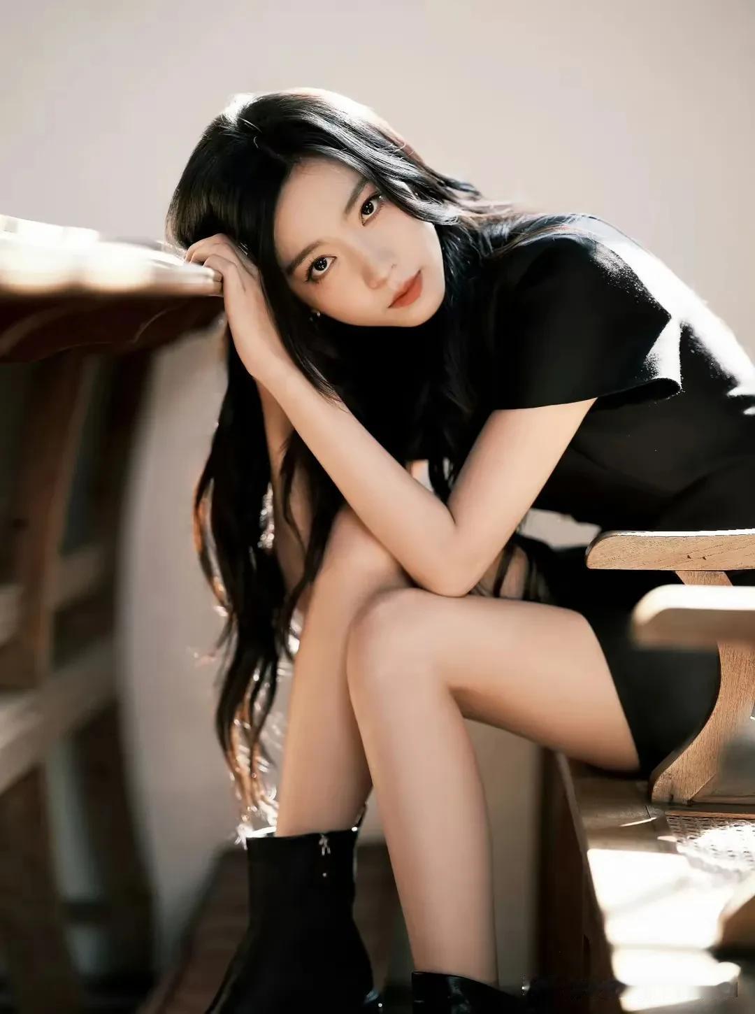 庄达菲美图分享周也 冷艳美女 明星壁纸写真 美女明星照分享 清纯女神王楚然 王楚