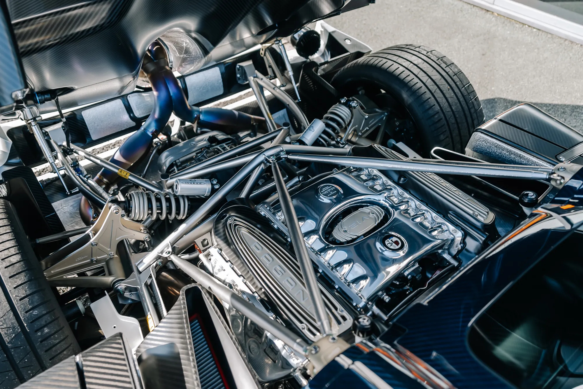 Pagani Utopia 帕加尼  帕加尼utopia  里里外外都是艺术… 