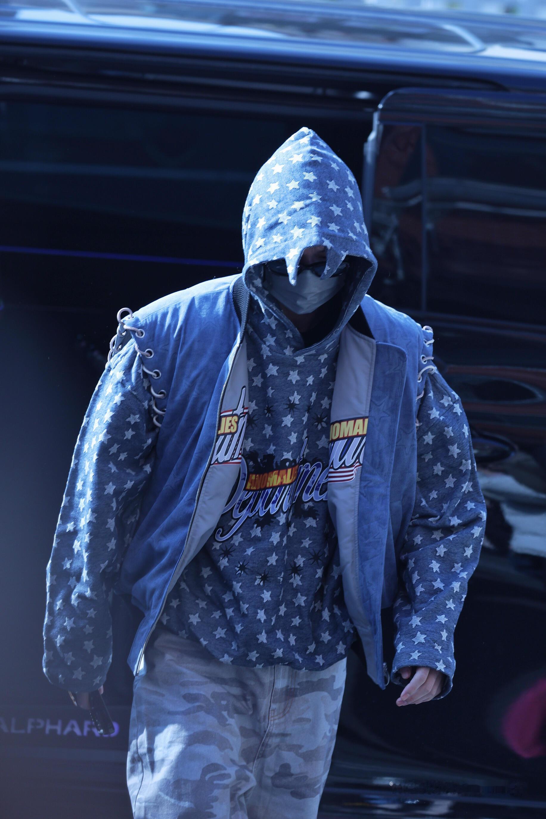 何与今日上班路透，鱼烧这也泰酷辣...🦈宝