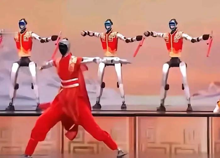 我非常希望机器人时代能够早点到来，这样大家的工资就会更高，工作时间更少，东西卖得