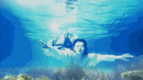 #珠帘玉幕观后感# 赵露思 刘亦菲 刘诗诗水景实拍，三位仙女。珠帘玉幕看了吗 ​