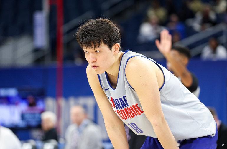最新一期选秀大名单：杨瀚森目前排在第46位更新2025NBA选秀最新一期前100