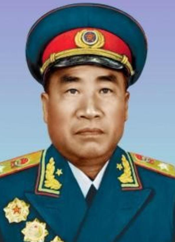 1973年12月21日，毛泽东召开中央军委会议，朱德应邀参加。朱德刚一走进会议室