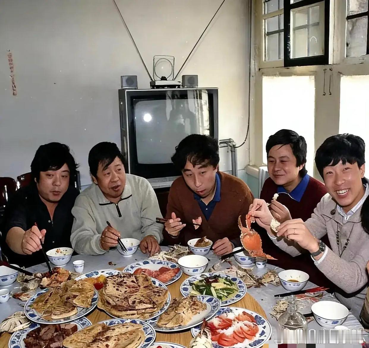 那个年代，这一桌子菜打败60%的人 