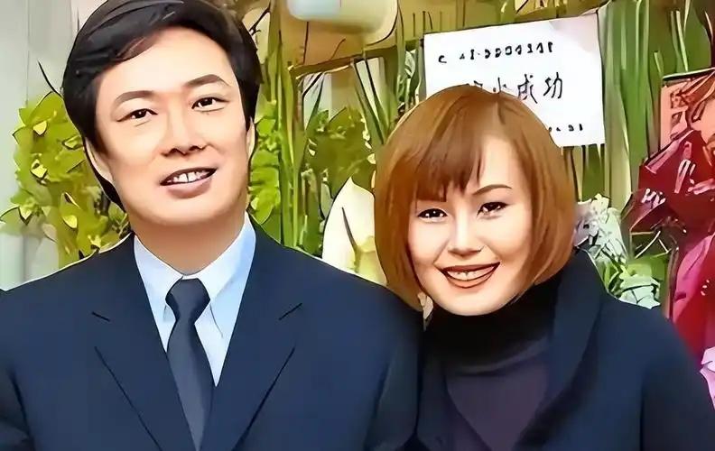 这两个人把"老来伴"过成了偶像剧，江蕙给费玉清做饭，费玉清在江蕙生病时天天视频。