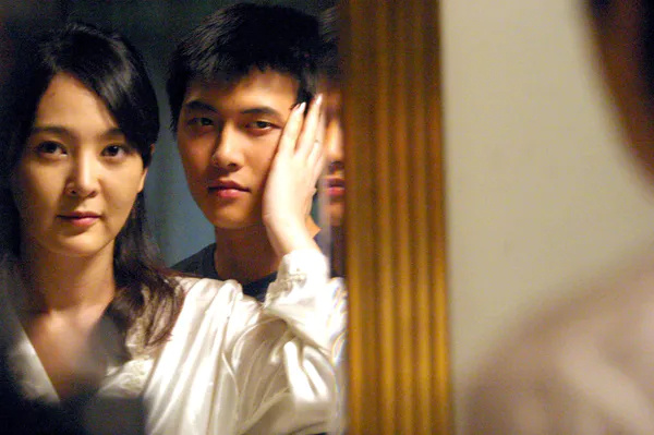 晚安🌙“很难说，我们生活的世界是真实的还是虚幻的。”——《空房间》金基德（20