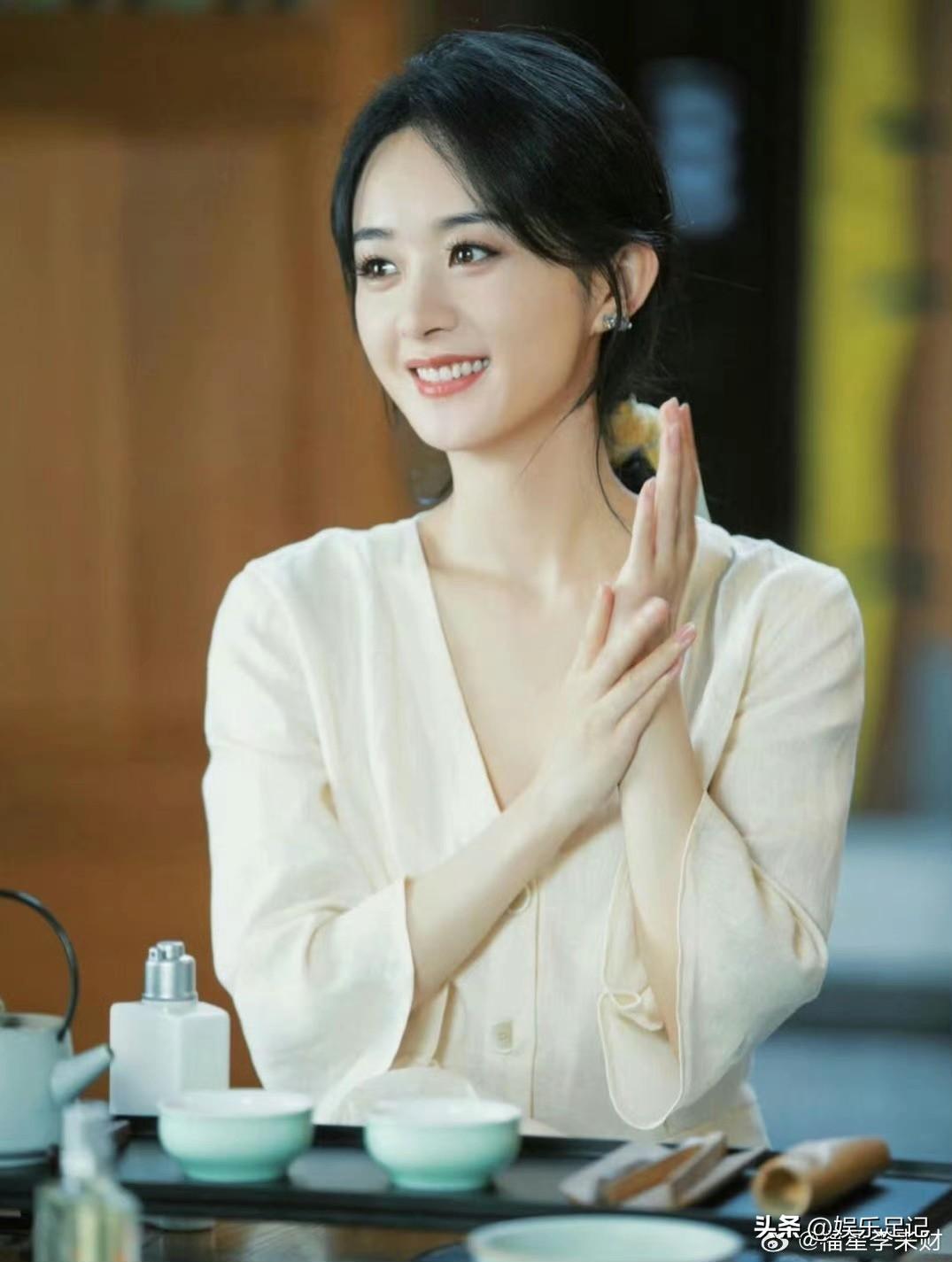 赵丽颖太美了[飞吻]