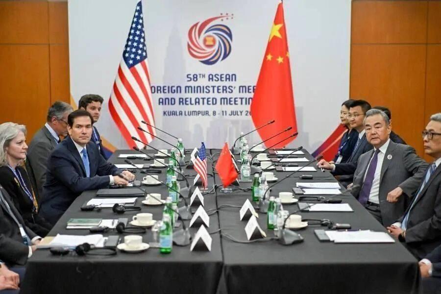 美日菲设的鸿门宴被王毅外长轻松破解，我们有更重要的事情，没功夫陪他们玩。

随着
