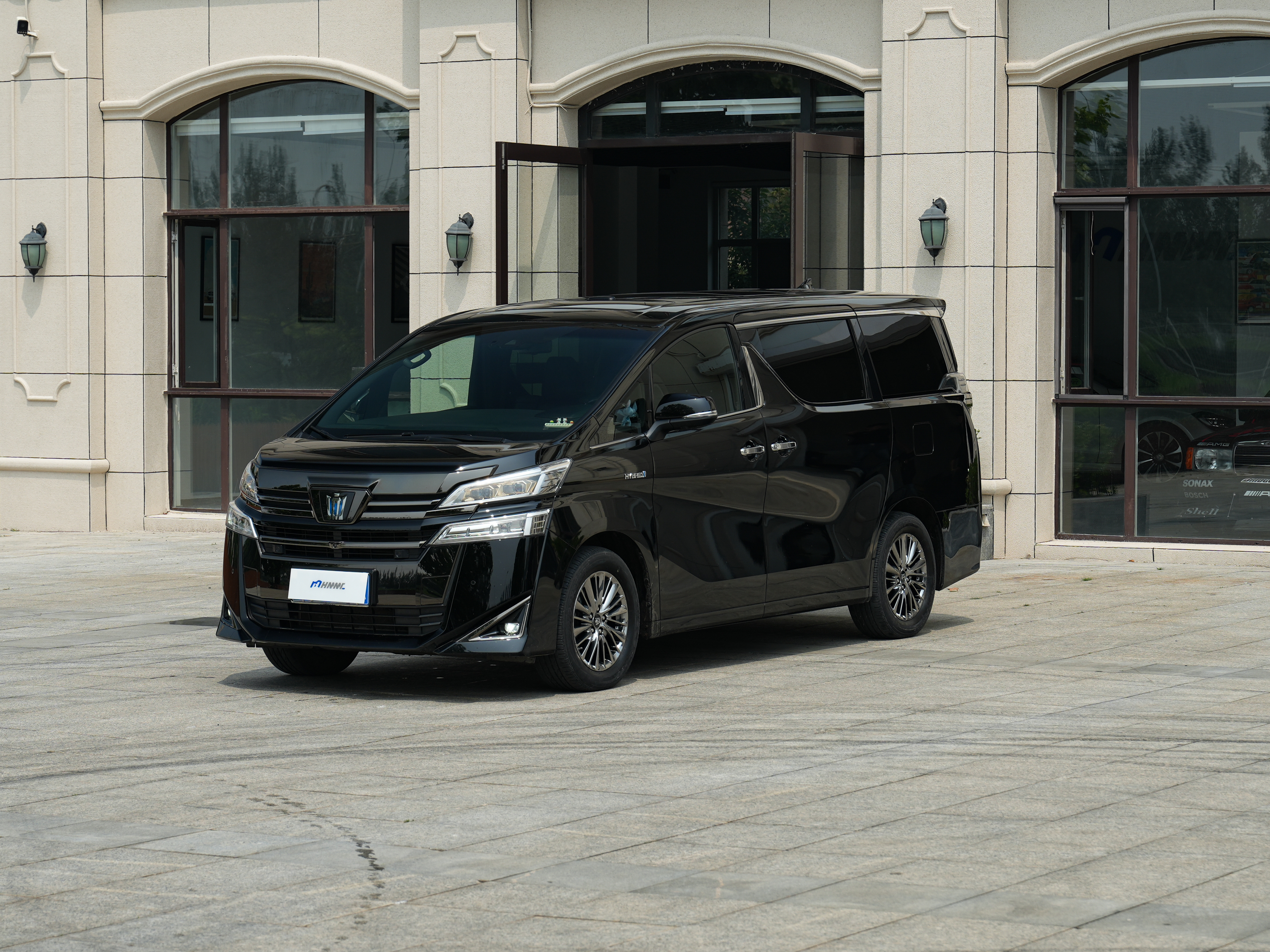 全国找车[超话] 【2023款 丰田 威尔法 皇冠 双擎 2.5L HV尊贵版】