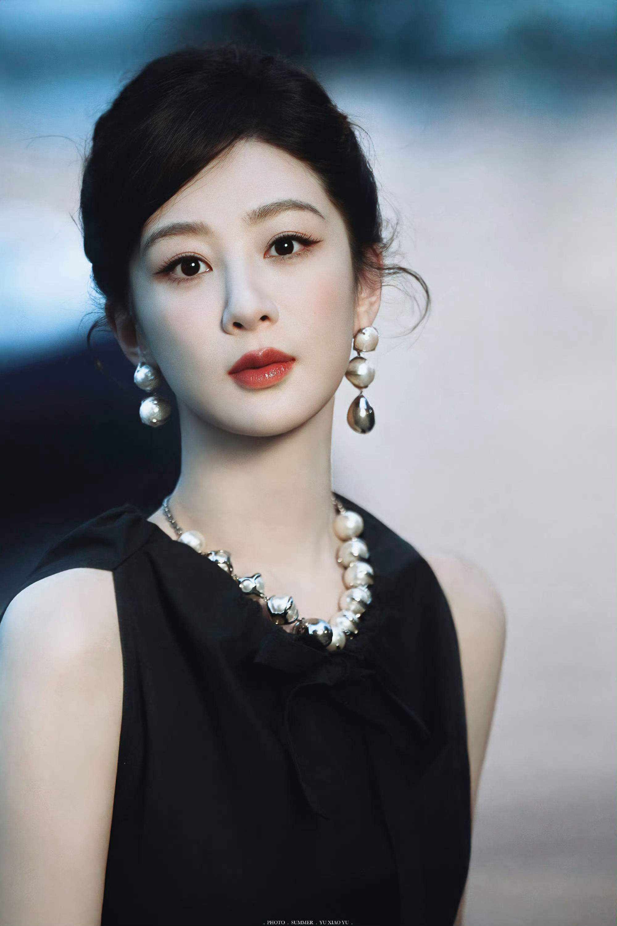 杨紫杨紫这个绝美回眸杨紫董竹君 一代巾帼扛起一个时代的风骨，她是从尘埃里开出的花