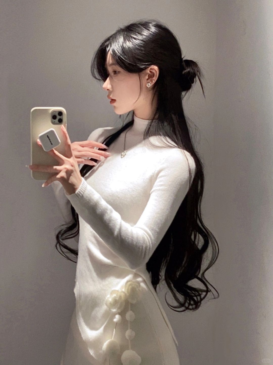 𝒜𝓁𝓁 𝓌𝒽𝒾𝓉ℯ ‧₊˚ 🦢  .