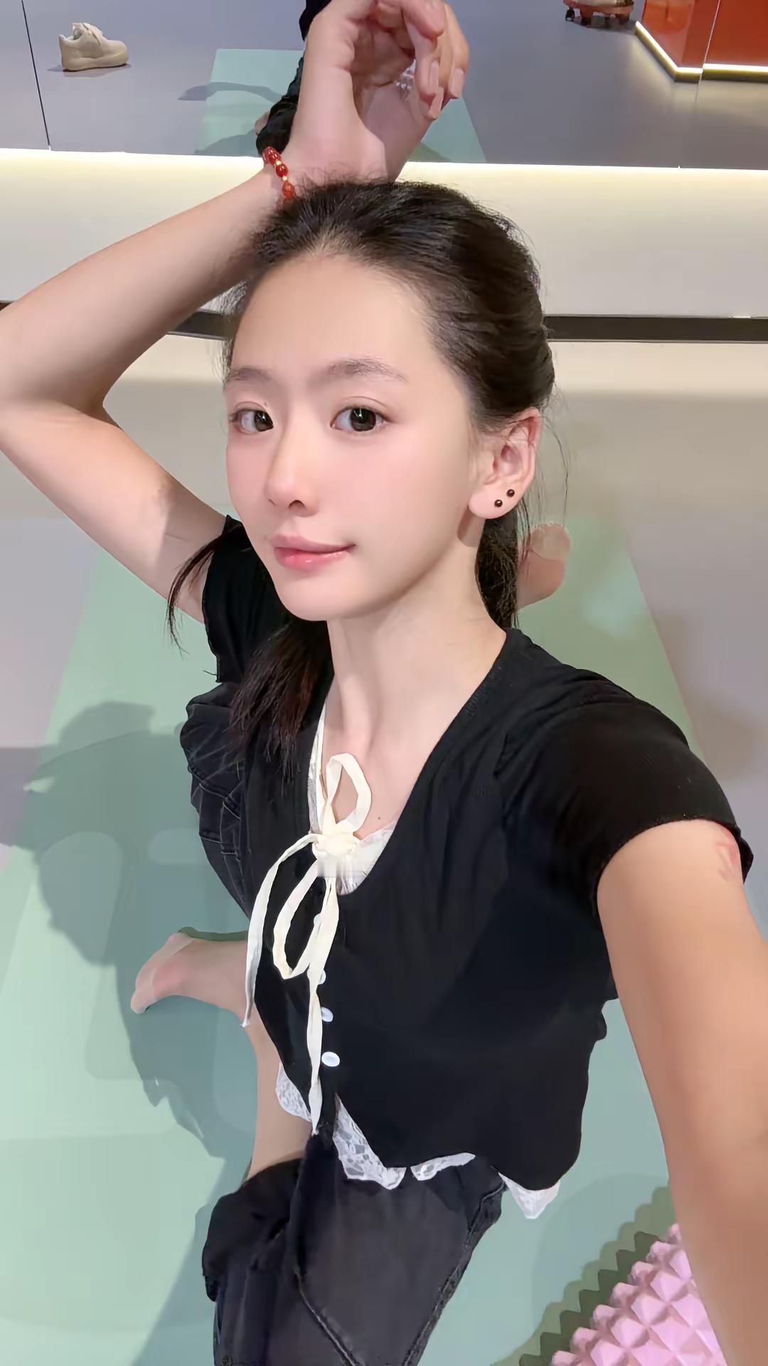 健身房人好多哦～先拍美照嘿嘿