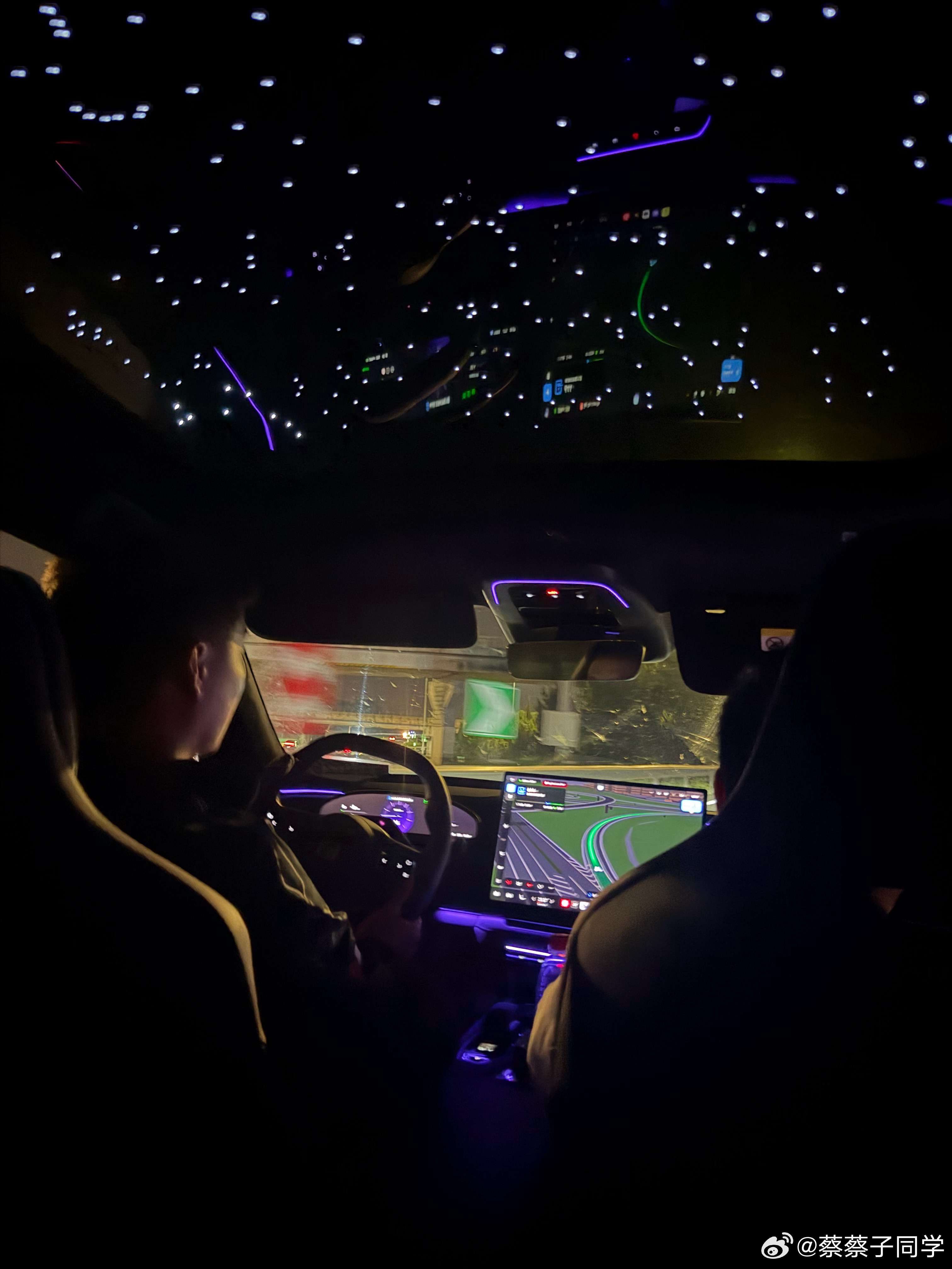 披星戴月收工 回北京了 