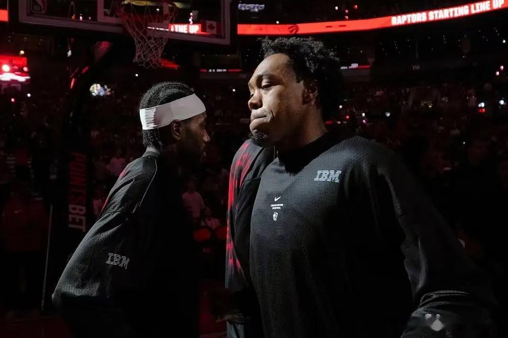 NBA季前赛，猛龙120-122客场惜败尼克斯。伦纳德、巴恩斯、默里-博伊尔斯联