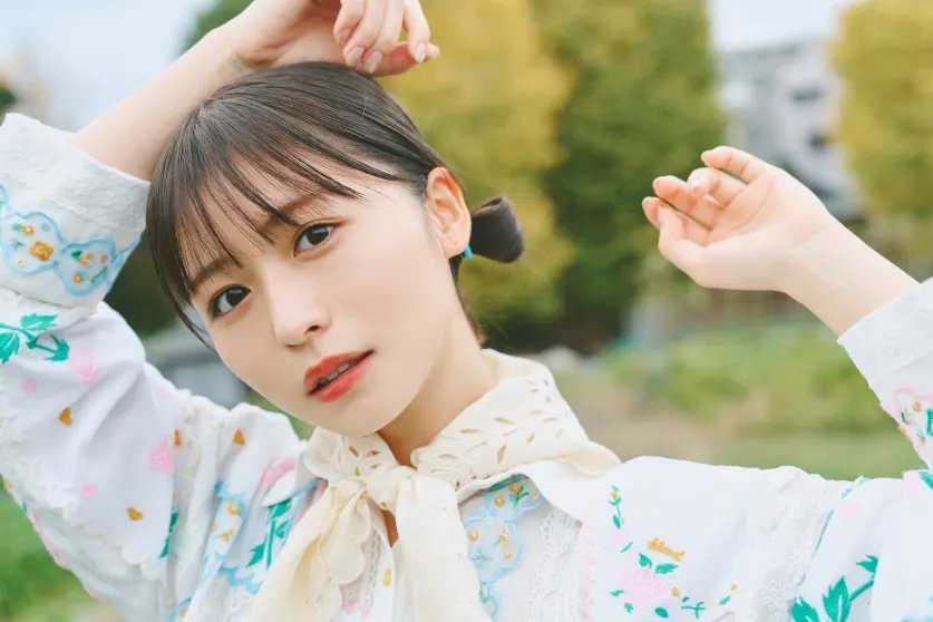 日娱新闻長濱ねる 长滨祢留 杂志《FRaU》采访美图。 