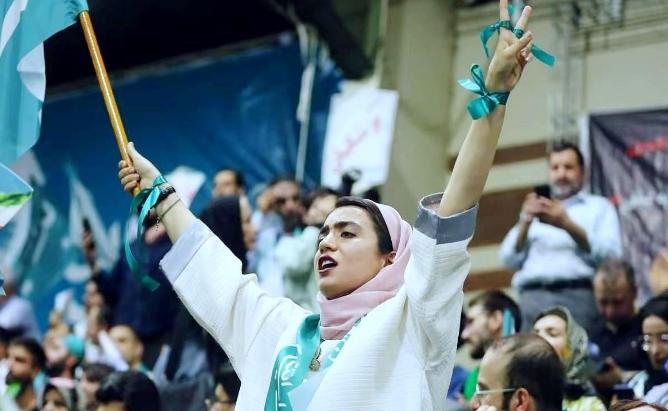 中东这盘棋彻底乱了！沙特刚和巴基斯坦签下“共同防御”盟约，死对头伊朗竟罕见点赞，