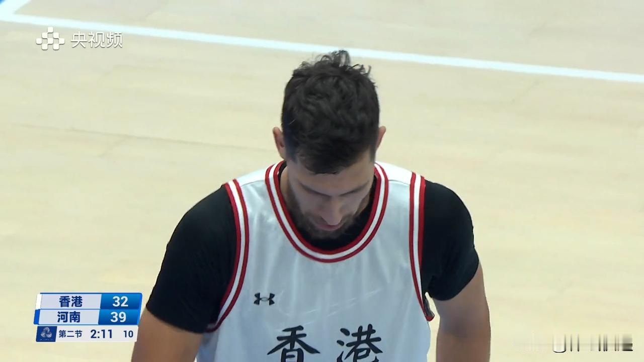 全运会男篮小组赛河南男篮胜香港队锁定小组第三。昨天香港战胜湖北，也使本场比赛成为