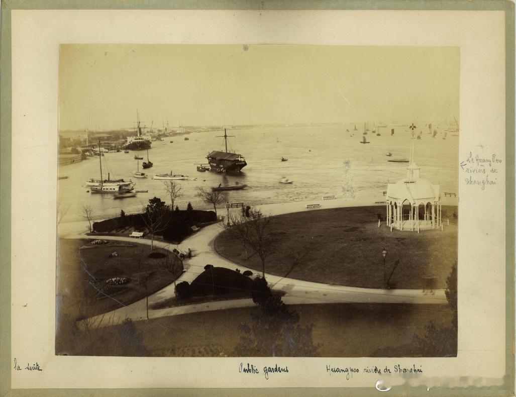 1880年代上海外滩公园第二代音乐亭历史影像