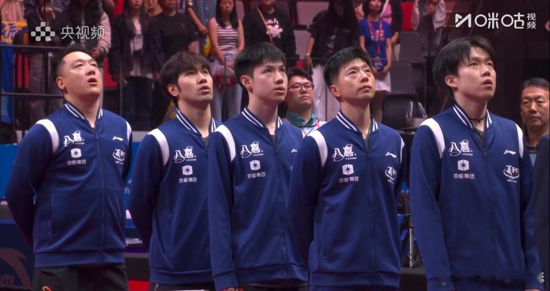 2025年11月17日中午，乒坛赛场捷报传来！北京队对阵江苏队，以一场干脆利落的