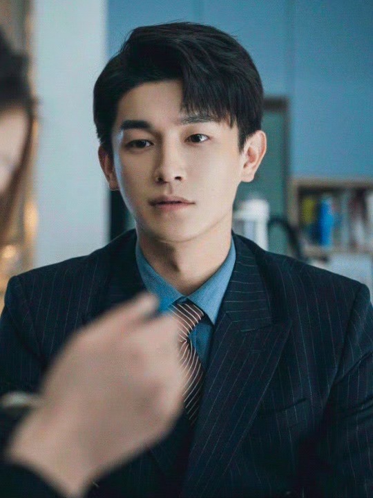杨旭文：一张千人千面的演员脸 🎭有些演员演什么像什么，有些人演什么都像自己，杨