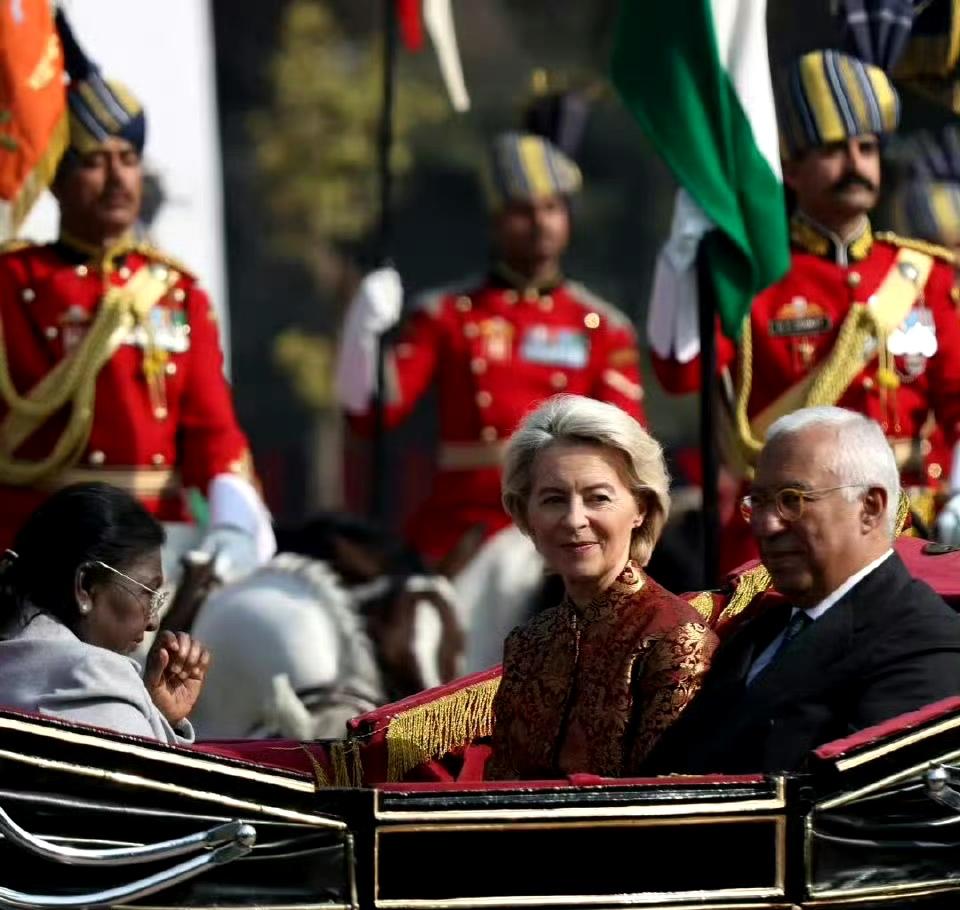 印度共和日阅兵，冯德莱恩和科斯塔是主宾。
现在欧盟得不到美国投喂，和中国合作又不