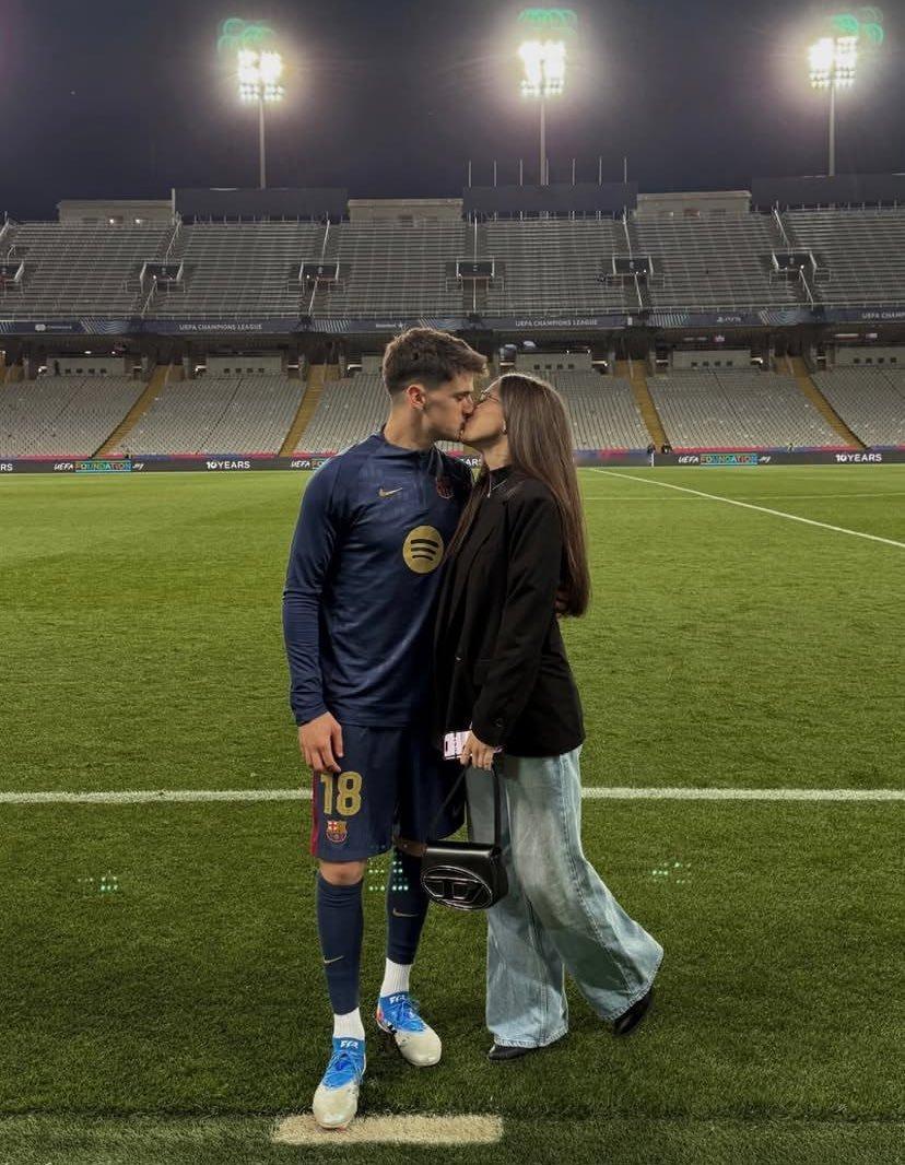 维克多和女友😚😚😚😚巴萨欧冠晋级八强欧冠联赛巴萨3比1本菲卡 ​​​