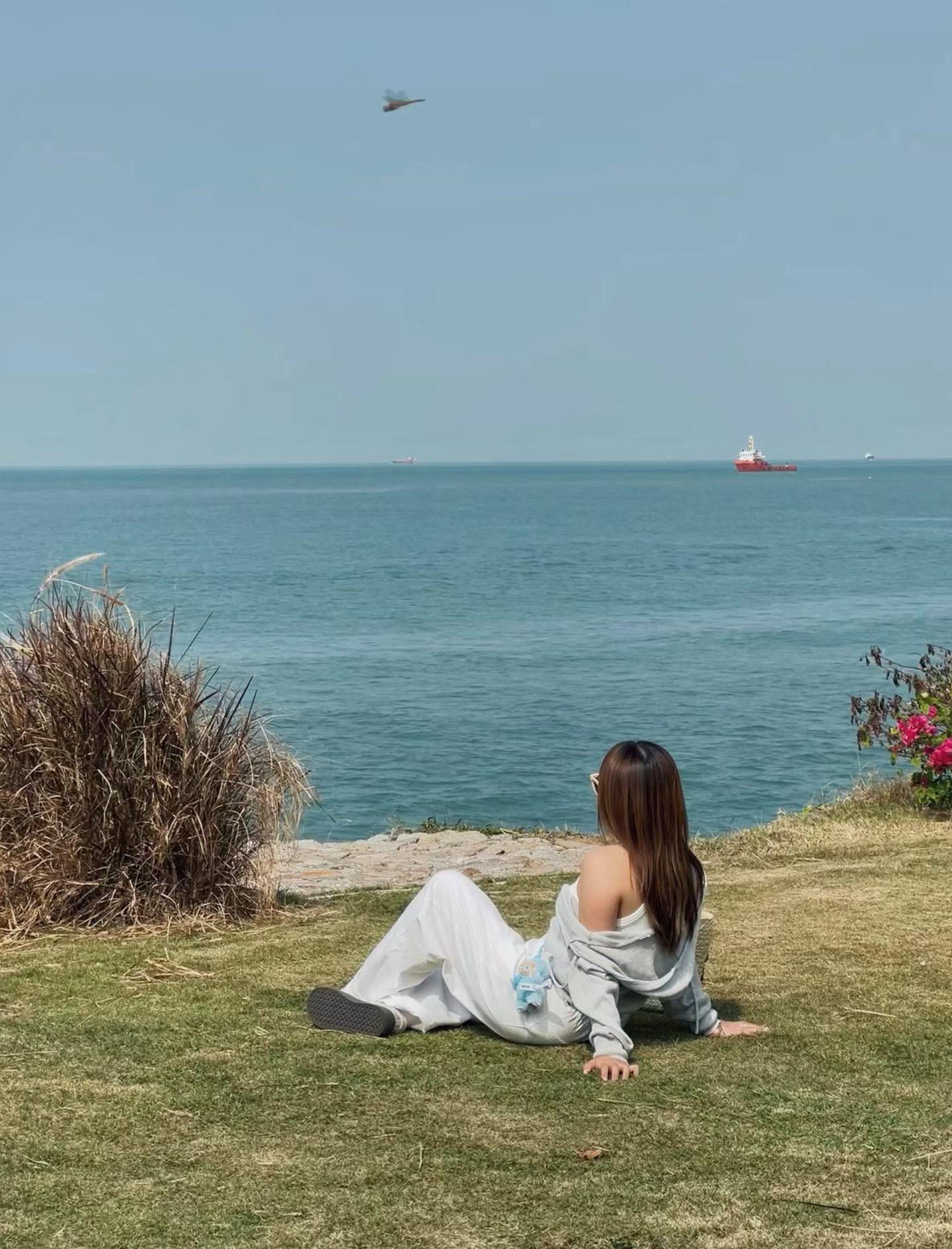 最后…她想大声讲述这一年的旅程…