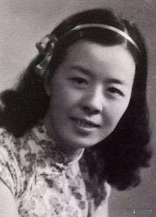 1964年12月22日，曾国藩胞弟曾国潢的曾孙女曾昭燏，登上了南京灵谷寺，从66