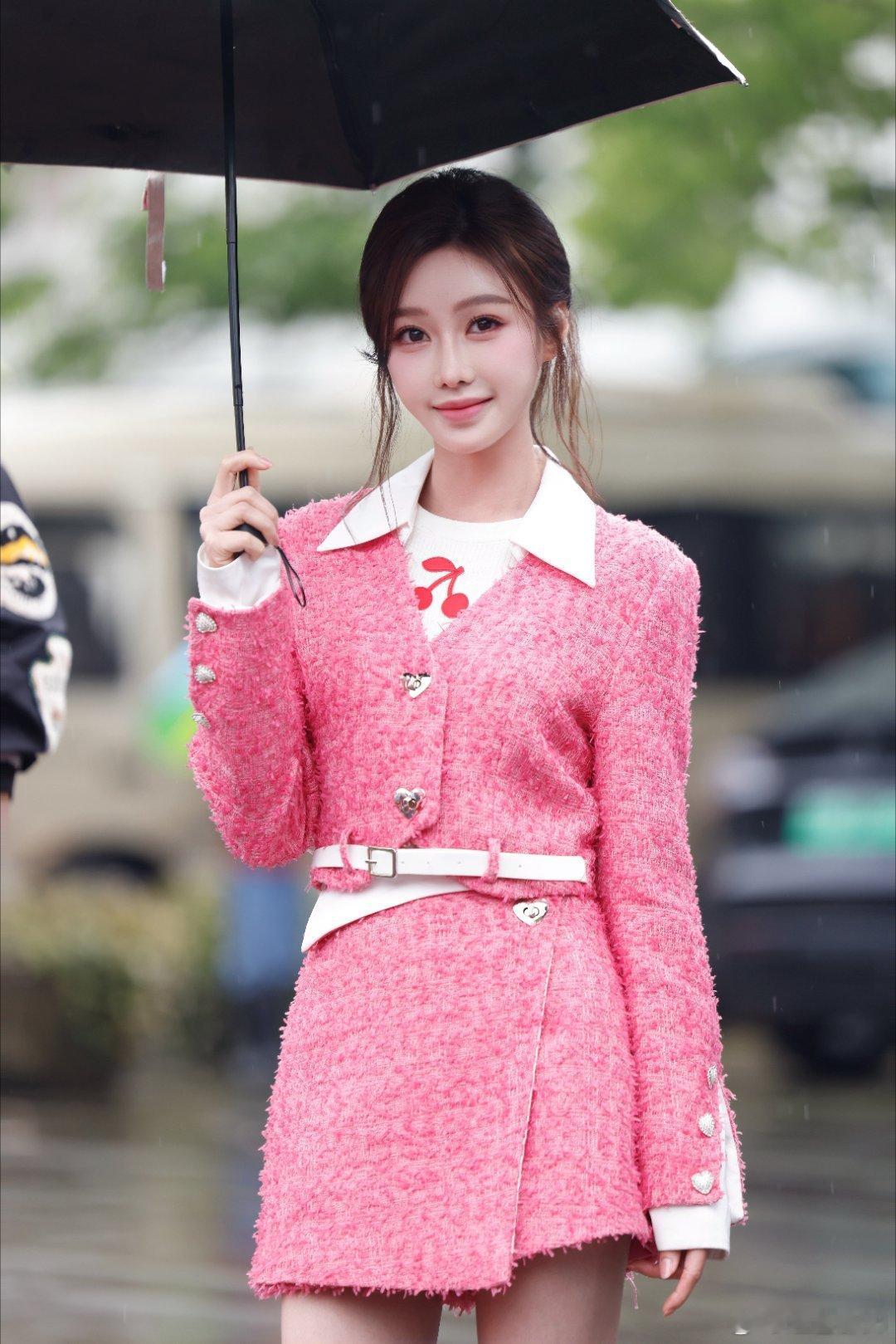 温果希在男频文里演大女主温果希这次真的杀疯了！新剧《可疑的她》男频外壳怎么了？大