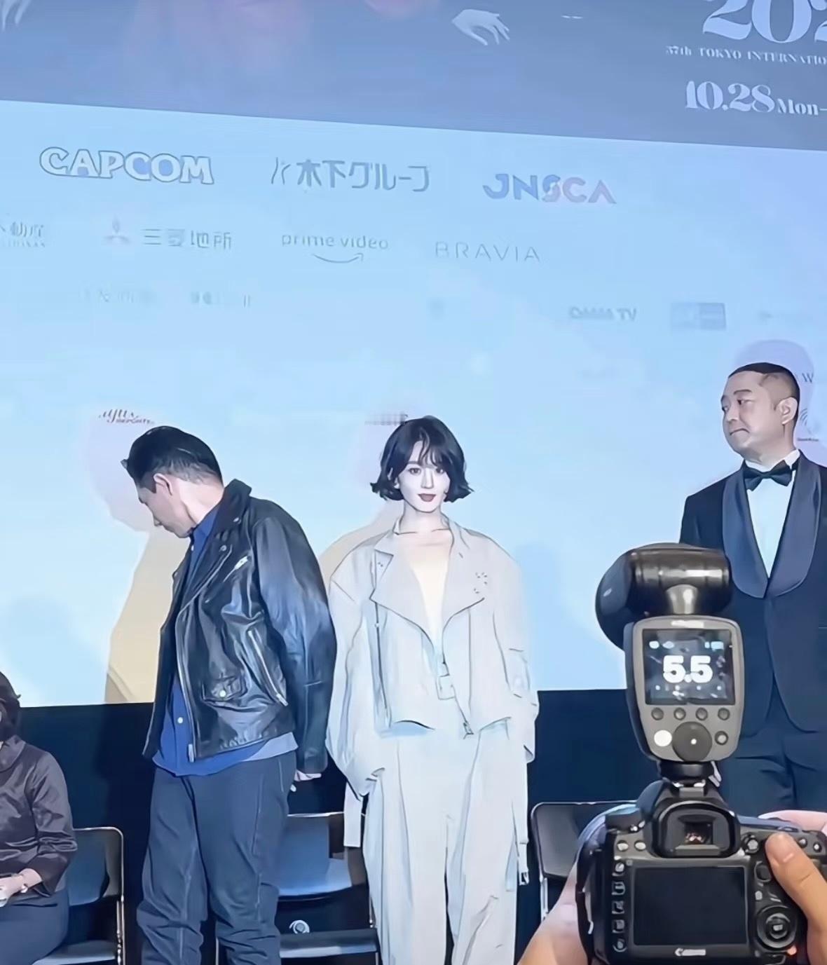赵丽颖的美貌一直被低估了，她不是小家碧玉也是大美女 