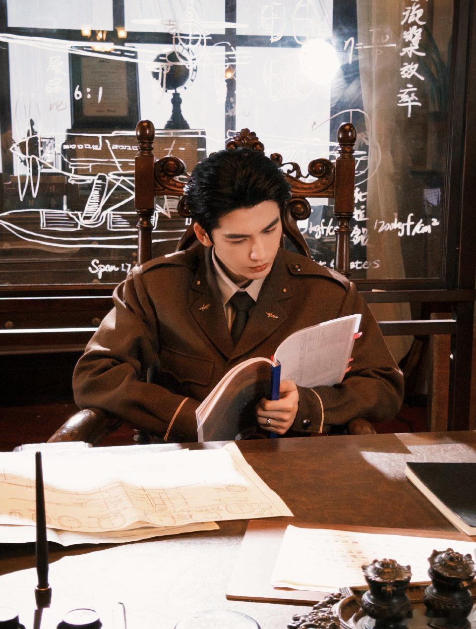 爱奇艺剧综新年物料预告 听说《这一秒过火》和《逐玉》要发新物料了？我碗都捧好了，