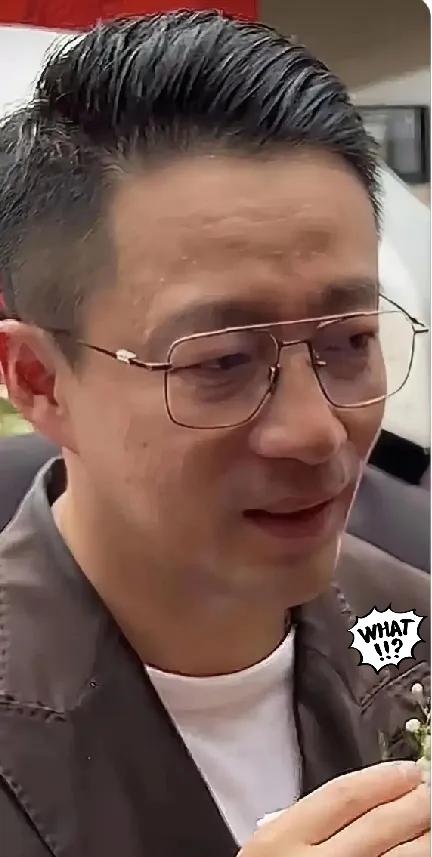 撕破脸之后，汪小菲的结局其实早就写好了，越往后看越清醒。
这些年他不管是感情受挫