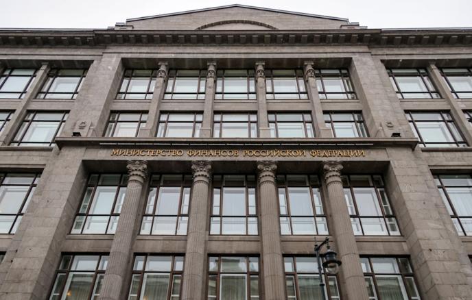 俄罗斯财政部称本国金融体系稳定

俄罗斯财政部副部长阿列克谢·莫伊谢耶夫强调，未