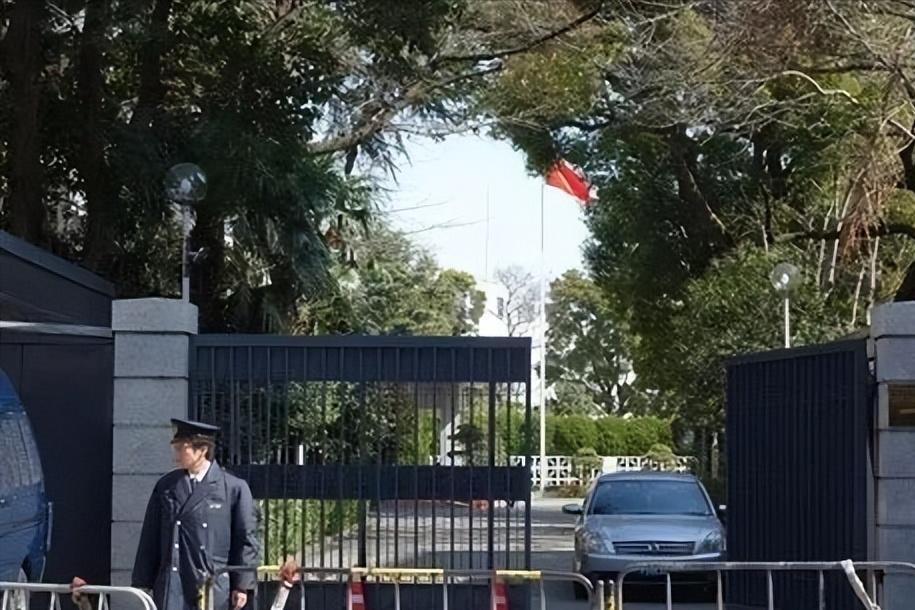 震惊！
扬言：灭掉所有在日中国人
4月16日，中国驻日本大使馆举行新闻发布会，介