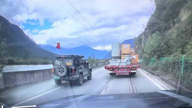 川藏线最……的三种车：坦克300，橙色的坦克300，川A川G号段的橙色坦克300
