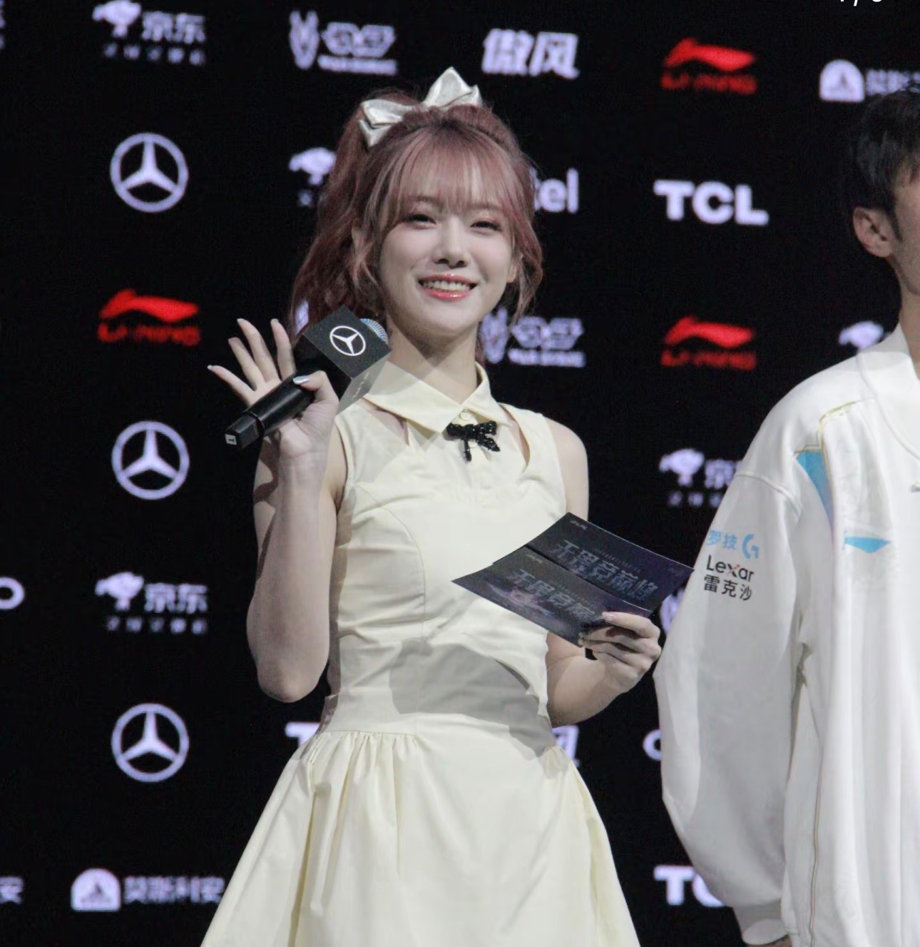 小钰 Rookie 当初说Rookie无缝衔接韩女骂了一个月，现在新女友爆出前女