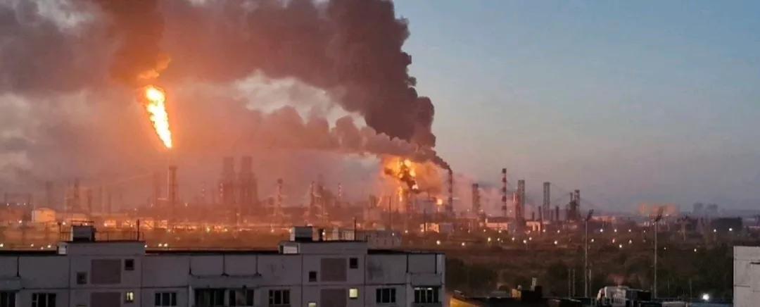 俄媒报道，当地时间21日，莫斯科州州长沃罗比约夫证实，位于该州卡波特尼娅区的莫斯