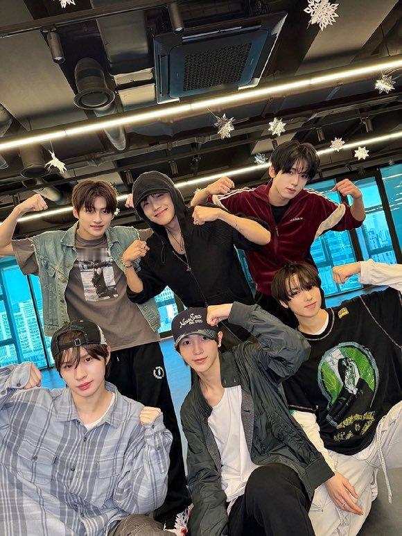 ZB1 韩维辰, BOYNEXTDOOR 金云鹤,NCT WISH SAKUYA